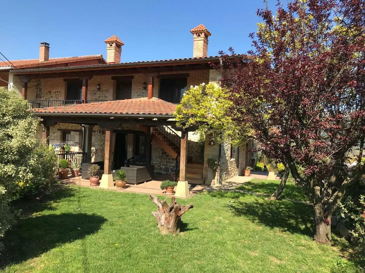 Vitori'S House Tourist Accommodation Ahedo